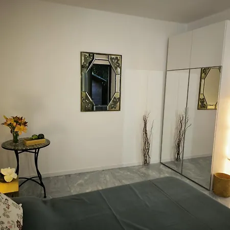 Versilia - Pietrasanta - Le Colmate Gæstehus *